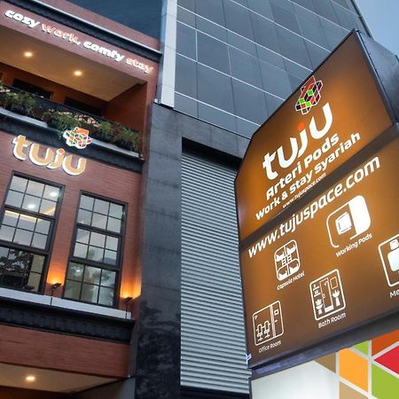Tuju Arteri Pods Hostel Jakarta Ngoại thất bức ảnh
