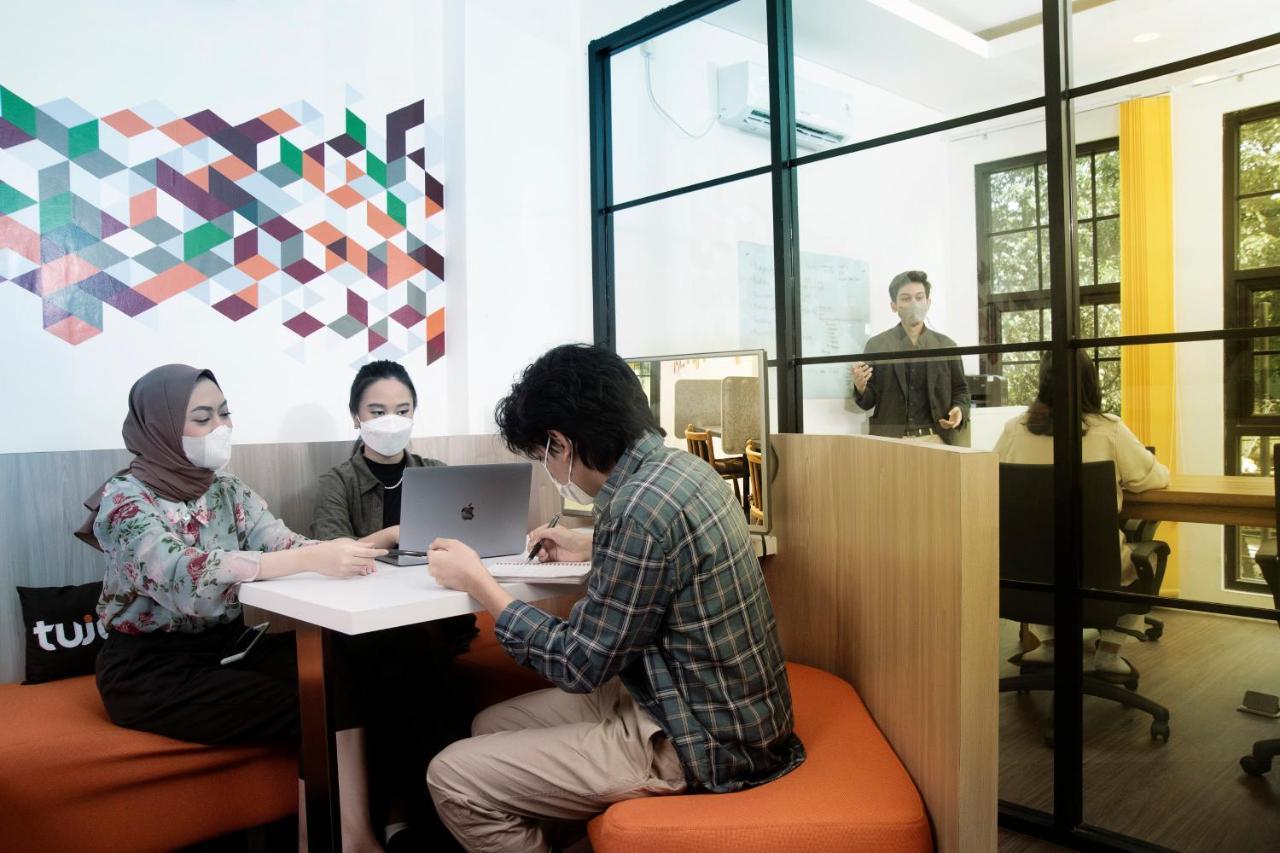 Tuju Arteri Pods Hostel Jakarta Ngoại thất bức ảnh