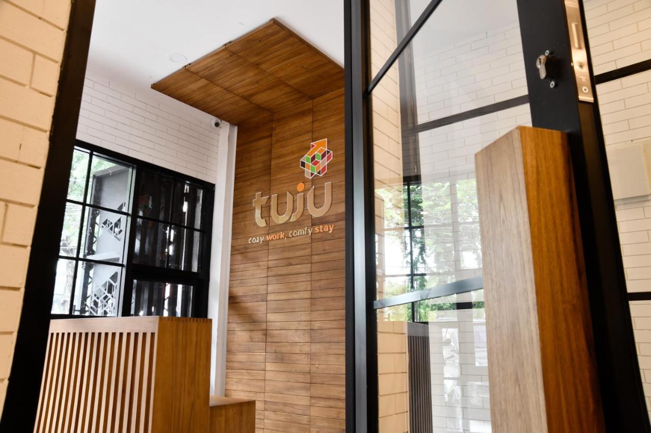 Tuju Arteri Pods Hostel Jakarta Ngoại thất bức ảnh